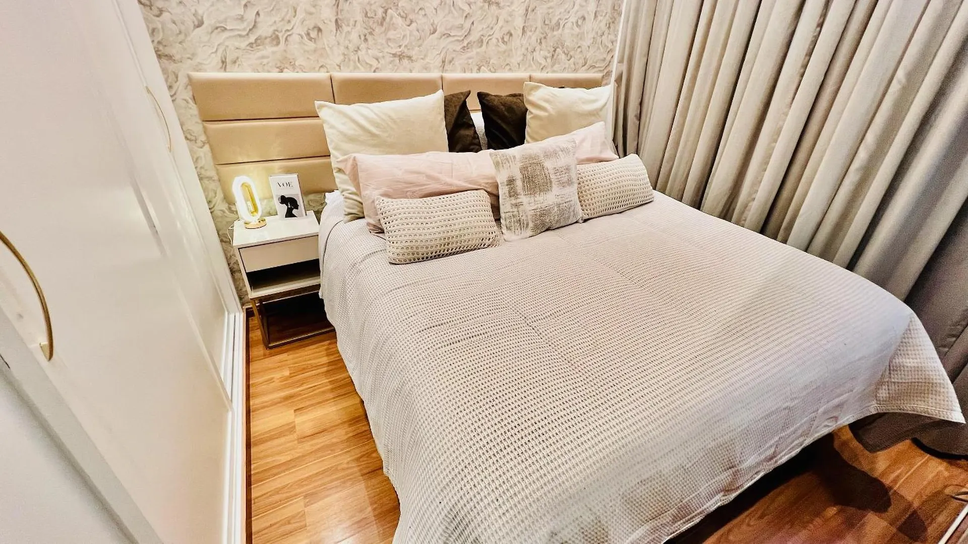 Flat Paris - Le Premier location